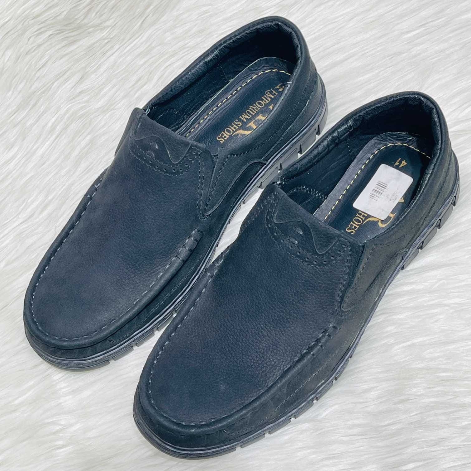 Premium Casual Black